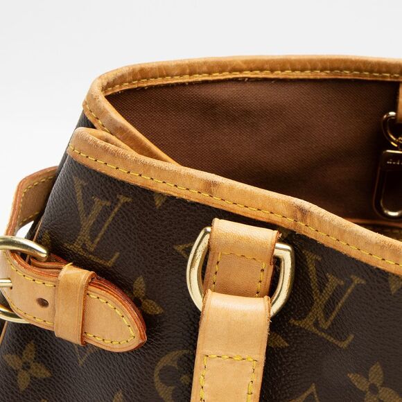 Louis Vuitton Monogram Canvas Batignolles Vertical Tote - Picture 15 of 15